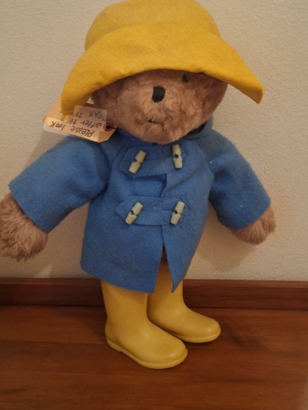 Vintage 1977 British Paddingtin Bear